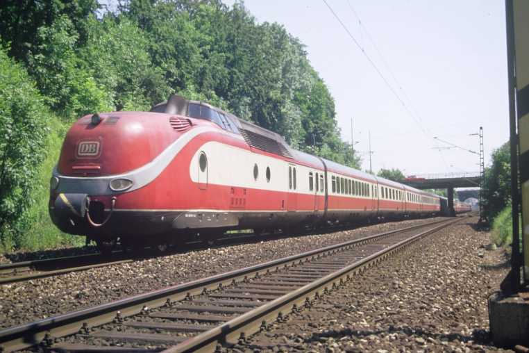 Baureihe 601 auf dem Münchner Südring (1986)