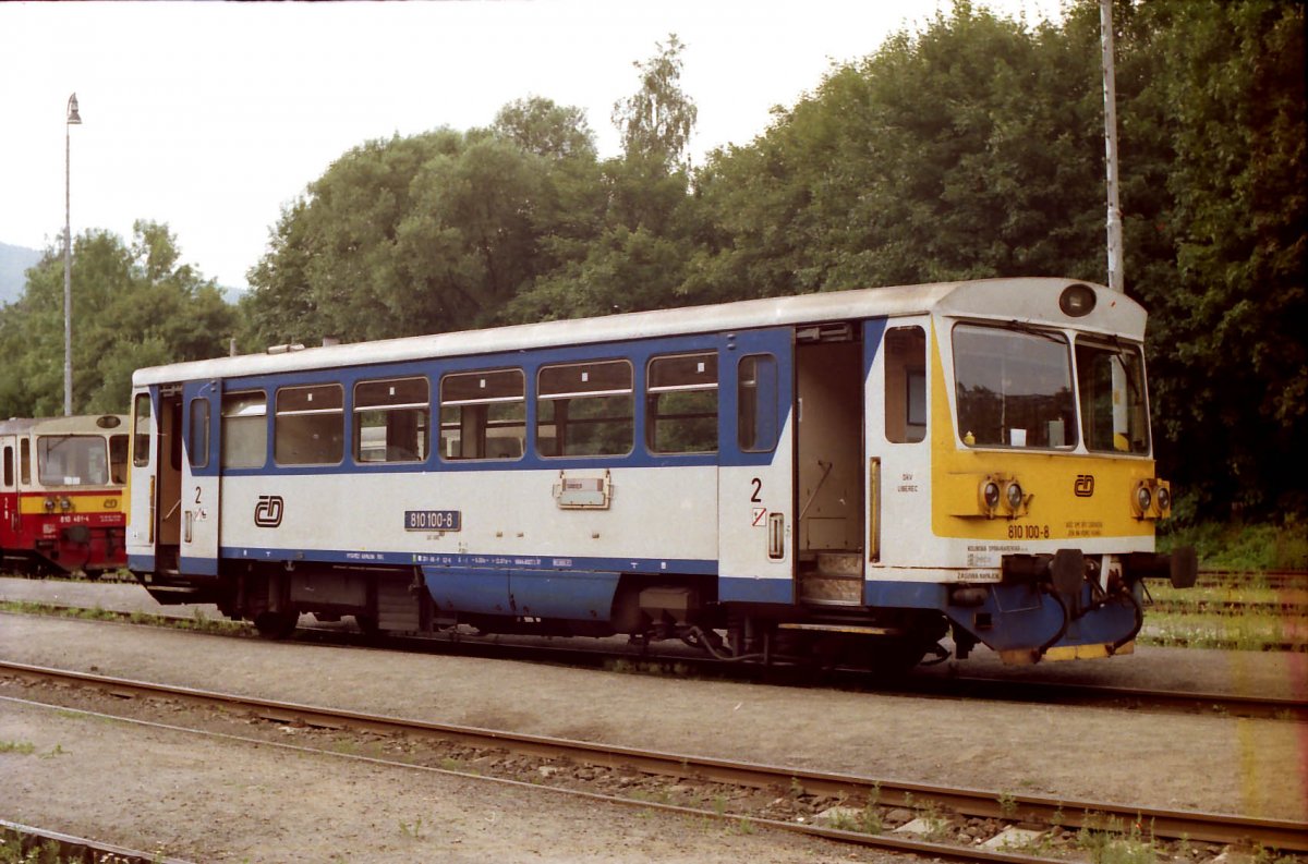 810 100 tanvald blau weiß.jpg