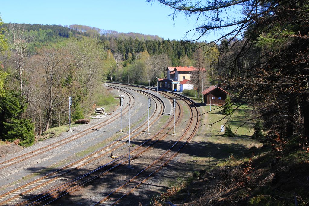 IMG_1003-Jedlova-Bahnhof.JPG