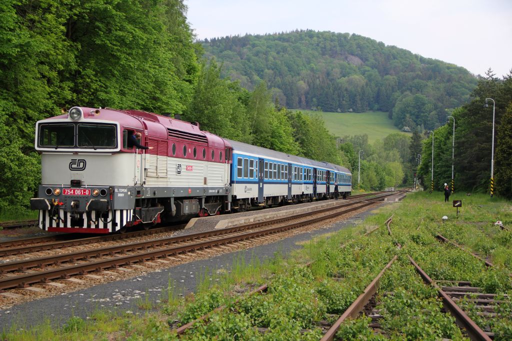 IMG_1094-Svor-Schnellzug-R-1103.JPG