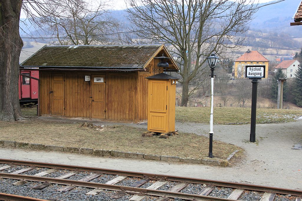 IMG_7300-Zubrnice-Museumsbahnhof.JPG