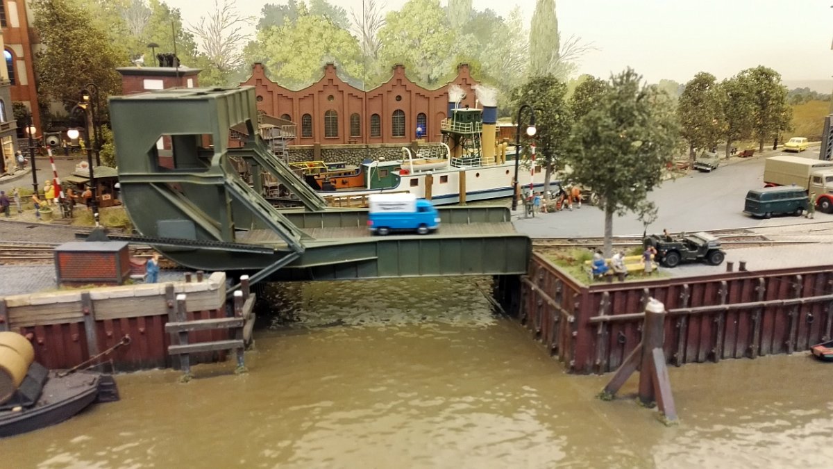 Lahnstein2018_Hin und Her_08.jpg