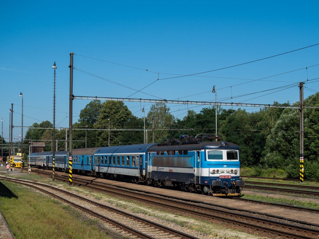 P7246440.jpg