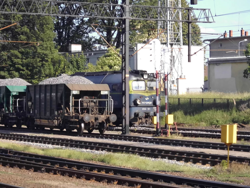 ST-44-1211.jpg