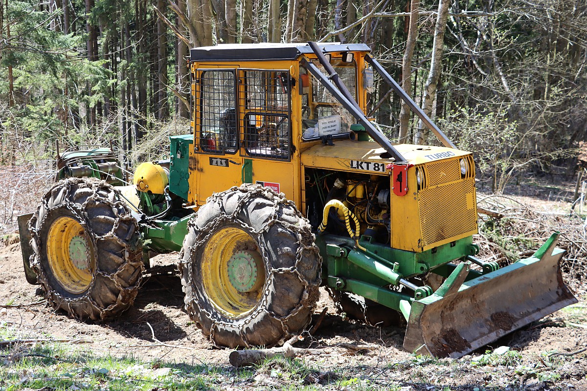 ZTS LKT 81 Turbo.JPG