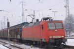 145 047 DBAG fährt durch Falkenberg Elster unt Bahnhof.jpg