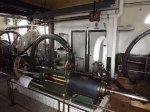Kleine Dapfmaschine mit Generator k.JPG
