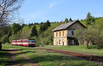 IMG_9158-Triebwagenzug-Mikulov-Nove-Mesto.JPG