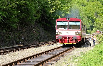 IMG_9188-Triebwagenzug-Dubi.JPG