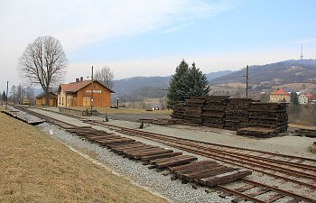 IMG_7297-Zubrnice-Museumsbahnhof.JPG