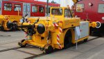 windhoff-zrw35aem-zweiweg-rangiertraktor-innotrans2014-001.jpg