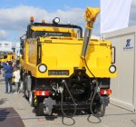 2016mb-unimog-u423zwiehoff-rangierfahrzeug-innotrans2016-004.jpg