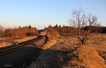 IMG_6483-Krimov-ausfahrender-Triebwagen-CD-810.JPG