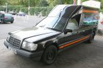 mb-w124ex-krankenwagen-custom002.jpg