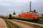 156 001 des Bh Dresden im Dresdner Hauptbahnhof (15.06.1994)..JPG