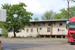 0806lagerhaus-hinterhof-am-gueterbahnhof.jpg