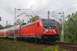 147 001-2 mit RB14 zum BER.jpg