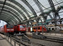 Dresden Hauptbahnhof Mittelhalle(2).jpg