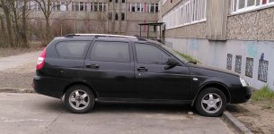 lada-was2171priora-kombi002.jpg