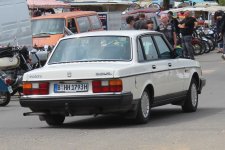 west-volvo240gl-002.jpg