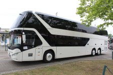 neoplan-skyliner.jpg