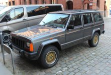 18eighties-jeep-cherokee001.jpg