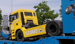 monstertruck-stunt-truck-man3.jpg
