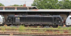 traxx-mrce187-101-1.jpg