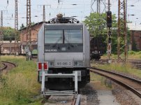 traxx-railpool185-696-2.jpg