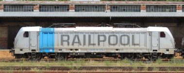 traxx-railpool187-308-2.jpg
