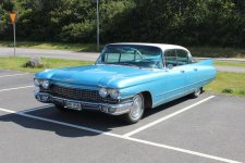 4-1960cadillac-fleetwood60special.jpg