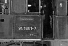94 1601-7 Führerhaus Heizerseite.jpg