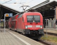 es64u2db182-018.jpg es64u2db182-018.jpg