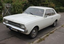 opel-rekord1700l-001.jpg