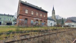 Bahnhof Neuhausen_05.jpg