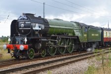 LNER_Class_A1_4-6-2_No60163_'Tornado'_(29903372180).jpg