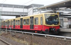 triebwagen-db-481.jpg triebwagen-db-481.jpg