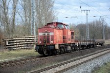 298 337-7 Rbf Berlin-Wuhlheide.jpg