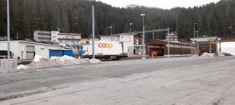 Supermarkt bekam neue Ware.jpg