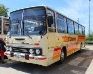 02-ikarus256.jpg