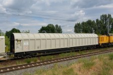 Siins 33 80 4637 167-4 Unkrautzug Rbf Berlin-Wuhlheide.jpg