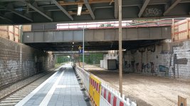 BPDP Bahnsteig unten.jpg