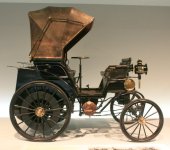 1896daimler-riemenwagen-vis-a-vis002.jpg