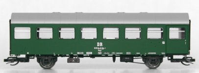 Personenwagen, Reisezugwagen, Bauart Baage, Reko-Sitzwagen der DR, EP.IV - 04 - Art.-Nr. Roco,...JPG
