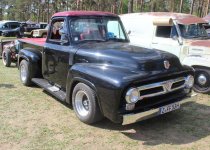 0102ford-f100.jpg