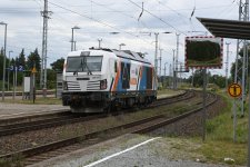 20250717_248013_D-NRAIL_Locon423_14_web.jpg
