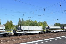Smmnps 33 80 4721 046-7 Bf Schönefeld (bei Berlin).jpg