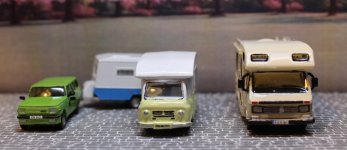camper2.jpg