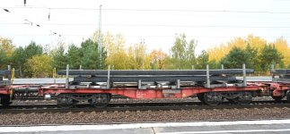 Sggrrs 35 81 4854 016-6 Bf Schönefeld (bei Berlin).jpg