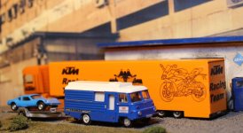 racing1.jpg racing1.jpg